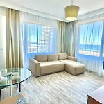 Апартаменты Dolce Aqua Summerland