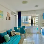 Апартаменты Dolce Aqua Summerland