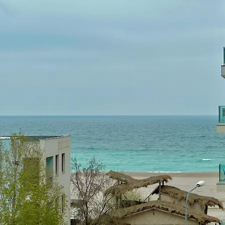 Dolce Aqua Summerland Apartment Mamaia