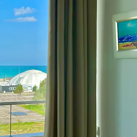 Dolce Aqua Summerland *