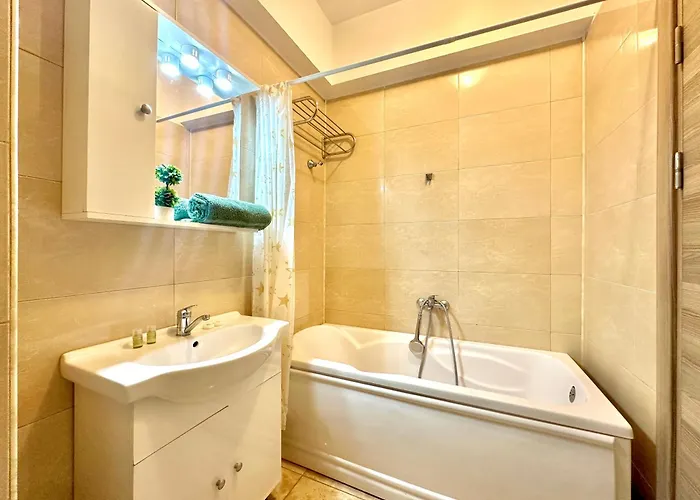 Dolce Aqua Summerland