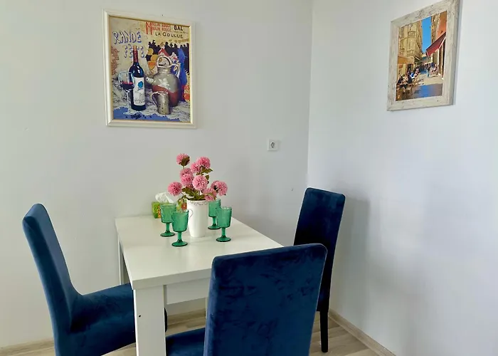 Dolce Aqua Summerland